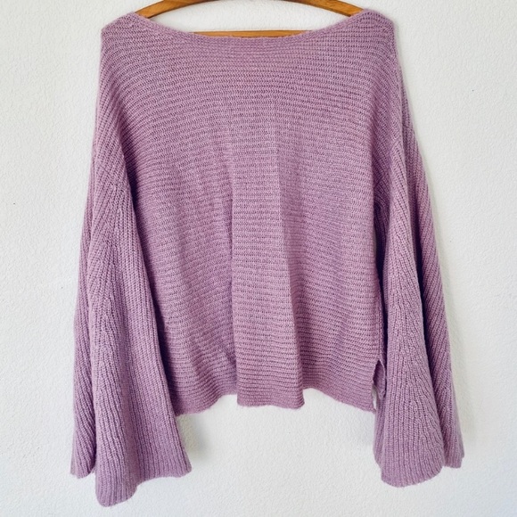 ✨HP✨ BP Lilac Wide Sleeve Sweater - Picture 8 of 8
